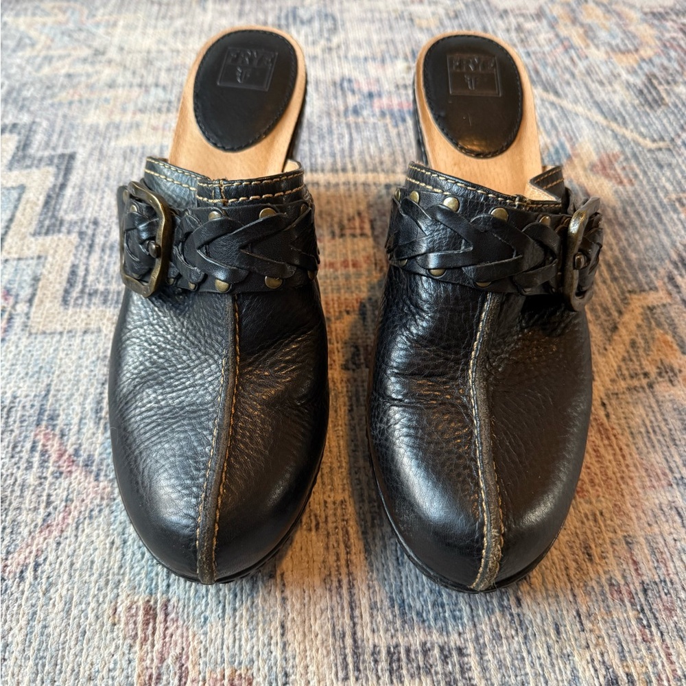 Frye Candice Black Leather Heels Mules Clogs Braided Strap with Buckle - Picture 4 of 10